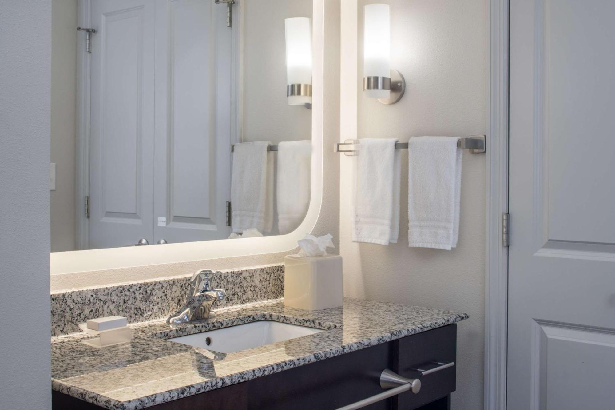 Hotel Homewood By Hilton Huntsville-downtown 3*